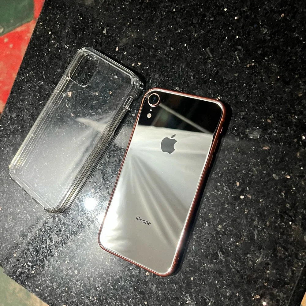 Apple iPhone XR - 64 GB -Coral ( Unlocked ) Custom Mirror Silver ChromeBack